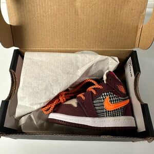 New in box Nike baby sneakers size 2